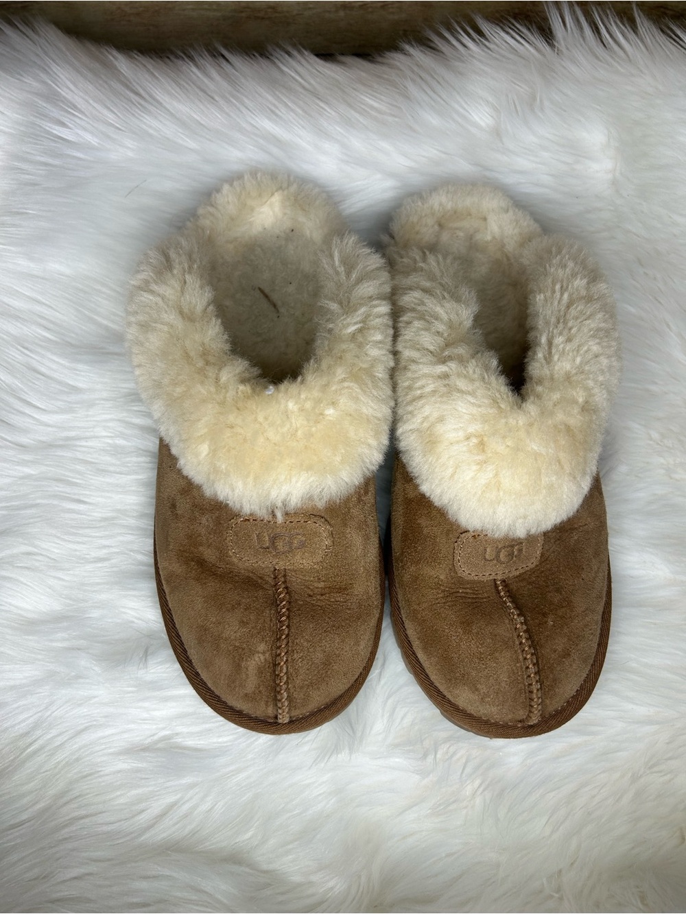 UGG Coquette Slipper Sheepskin Slide Size 8 - Picture 2 of 5